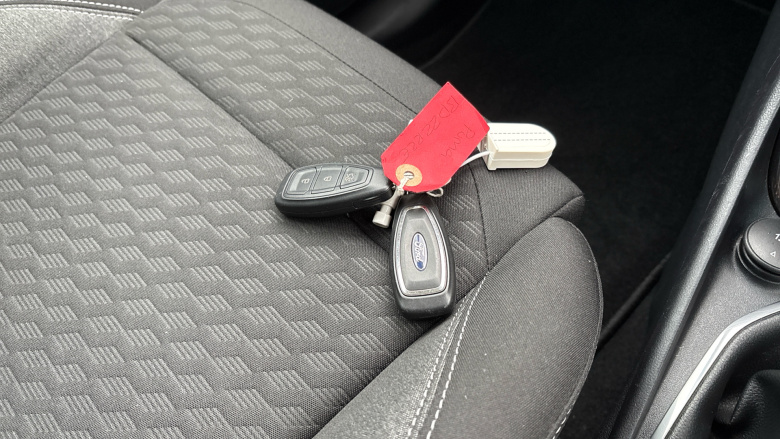 Ford Puma 1.0 EcoBoost Hybrid mHEV Titanium 5dr Petrol Hatchback